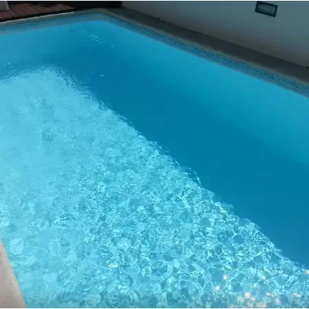 Nesha Pool & Beach * エリセイラ