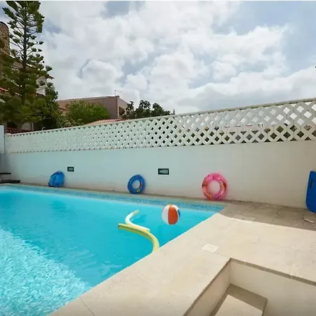 Nesha Pool & Beach